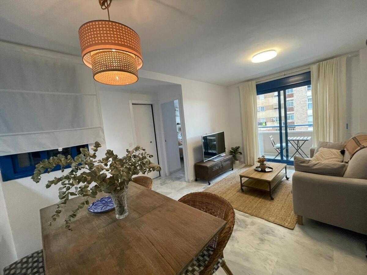 Calu Homes Cerca Playa De Huelin Málaga Kültér fotó