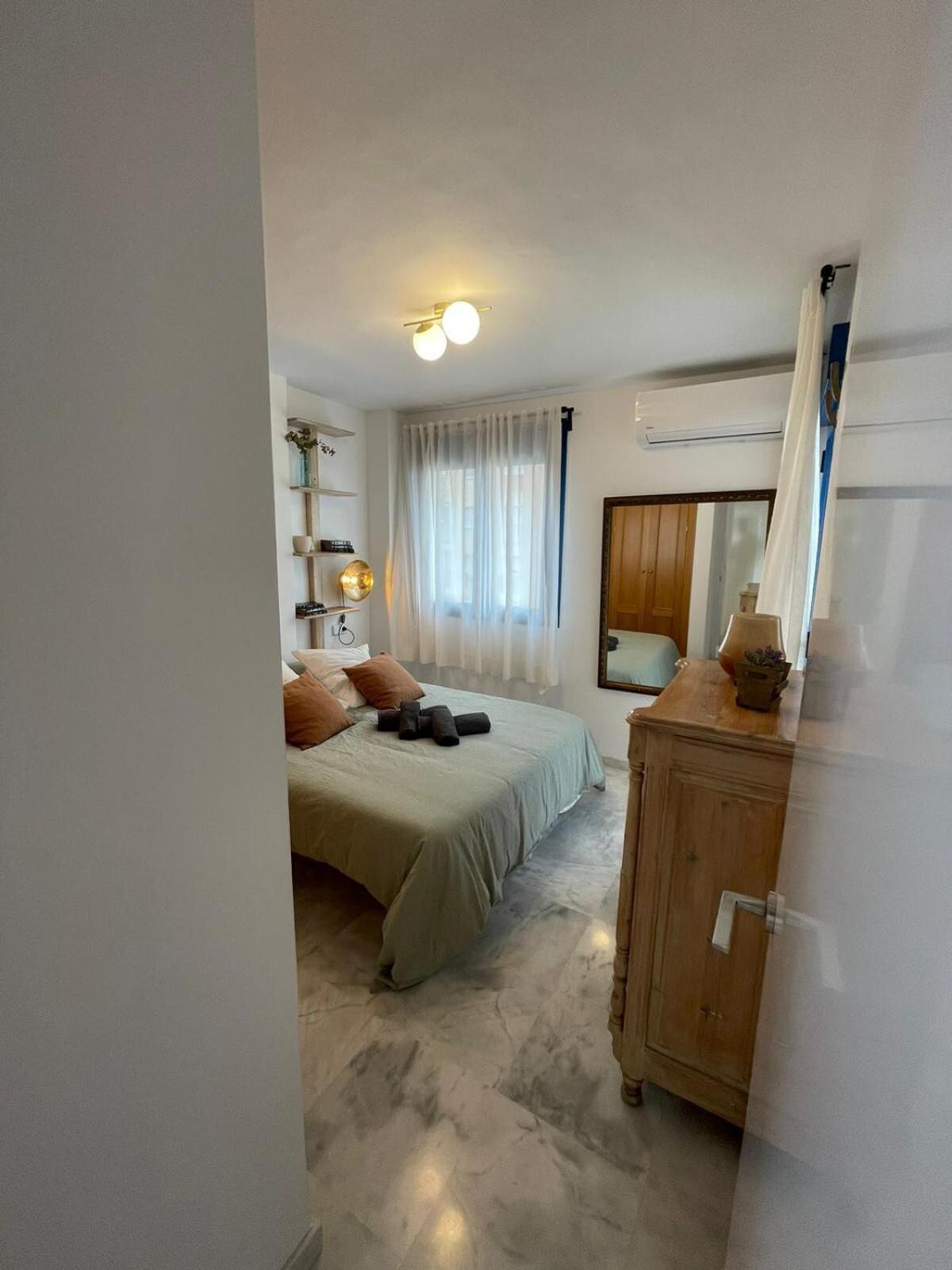 Calu Homes Cerca Playa De Huelin Málaga Kültér fotó