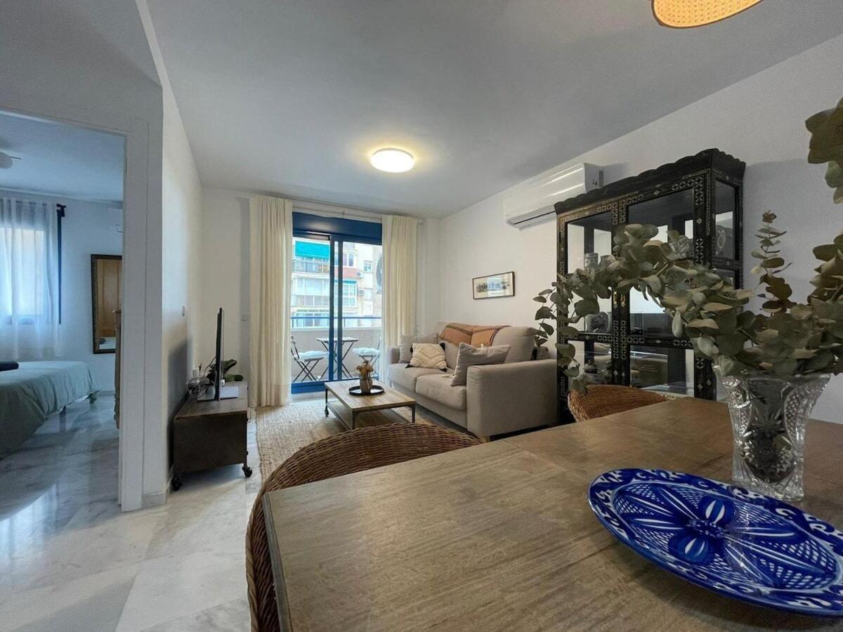 Calu Homes Cerca Playa De Huelin Málaga Kültér fotó