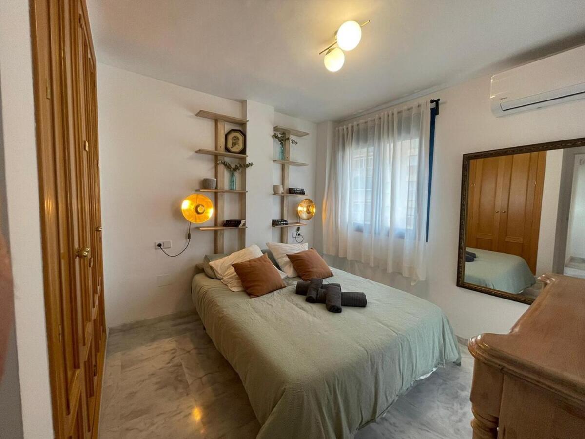 Calu Homes Cerca Playa De Huelin Málaga Kültér fotó